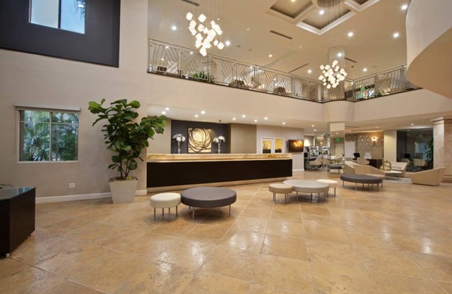 3 bedroom La Jolla Oasis !