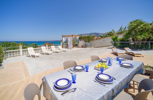 3 bedroom lovely apartment in Trappeto