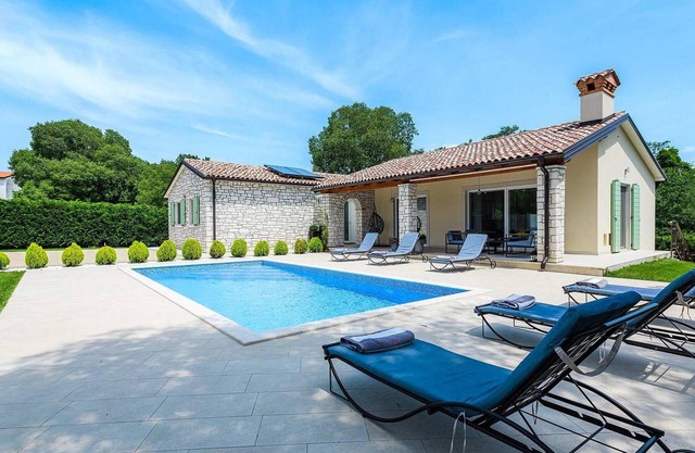 3 bedroom lovely home in Groznjan