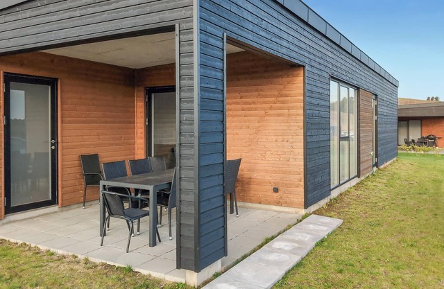 3 bedroom nice home in Løgstrup