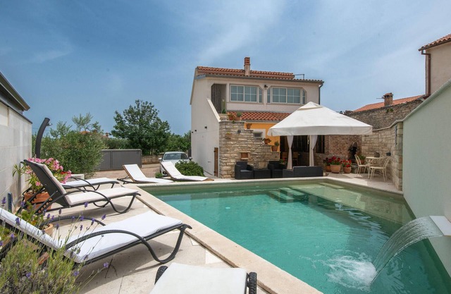 3 bedroom nice home in Kavran