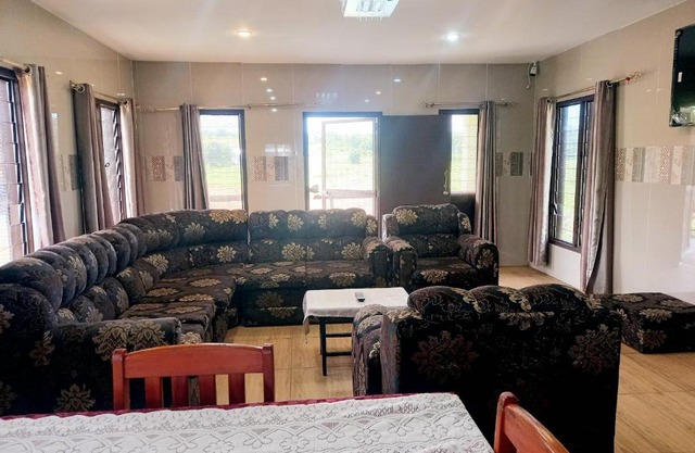 3 Bedroom Sharing Holiday Home