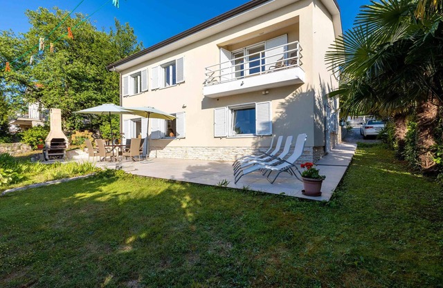 3 bedroom stunning home in Malinska