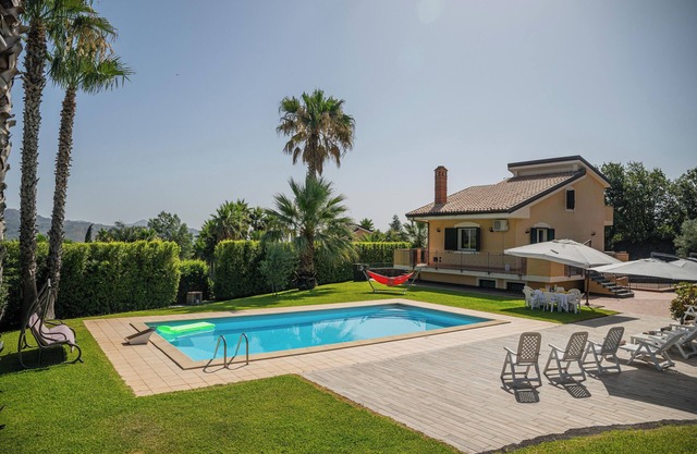 3 Bedroom Villa in piedimonte etneo