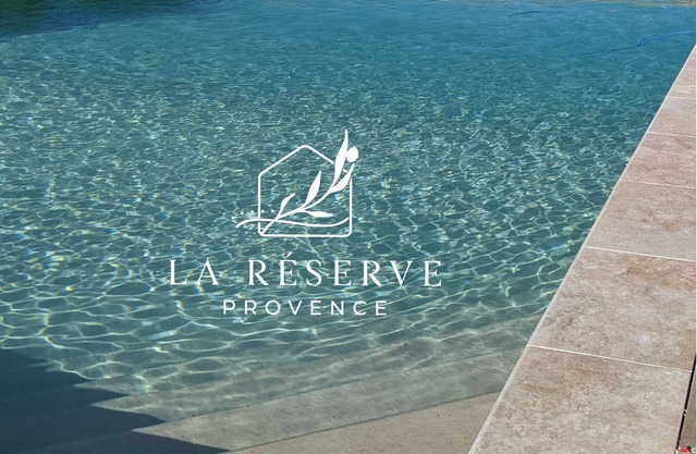 3 Bedrooms, 3 Bathrooms with terrace - near Lourmarin - Apartment 5