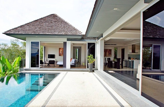 3 Beds Luxury Sea View Pool Villa