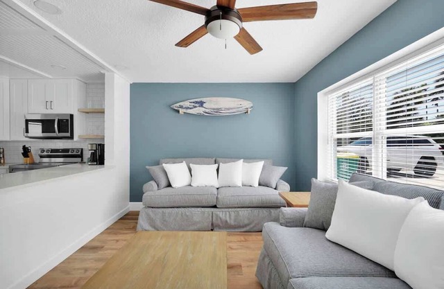 3 Blocks to Beach: Beachside Escape Coastal Oasis