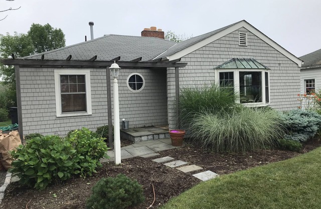 3+BR/2 bath in Grove Beach Improvement Association Community. Central AC