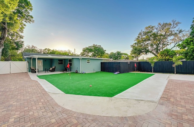 3 Mi to Busch Gardens - Vacation Rental in Tampa