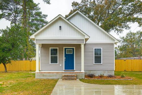 3 Mi to Dtwn Home with Patio and Grill in New Bern