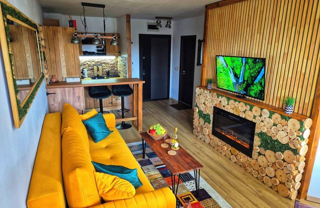 3 min walk to ski lift, free parking, cozy flat & mountain view