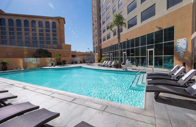 3 Relaxing Pet-friendly Suites near Local Attractions - with Onsite Pool!