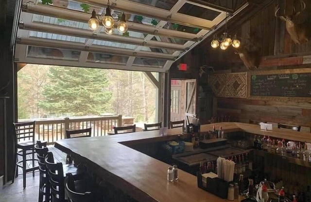 3-Vineyard Room