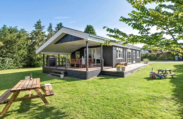 30027 Malling - Peter Eriksens Vej 14