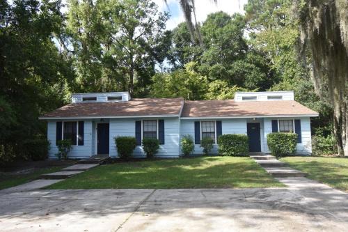 304 Admirals Walk