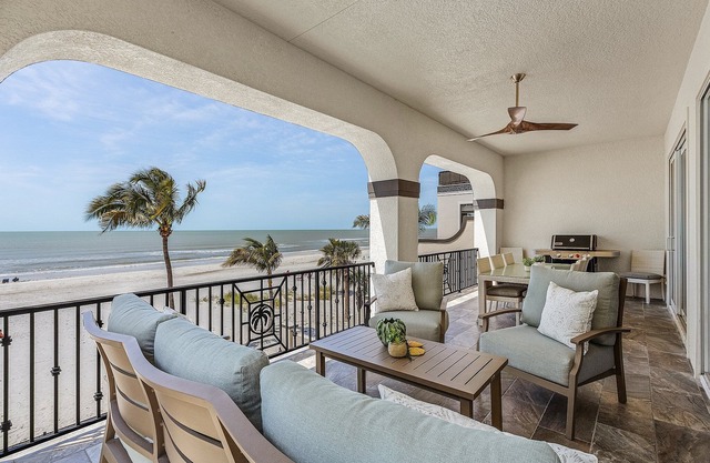 3134 Gulf-Front 5BR: Pool, Spa, Stunning Views