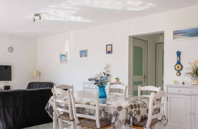 314 - 4-room house less than a km from Anse du Croc