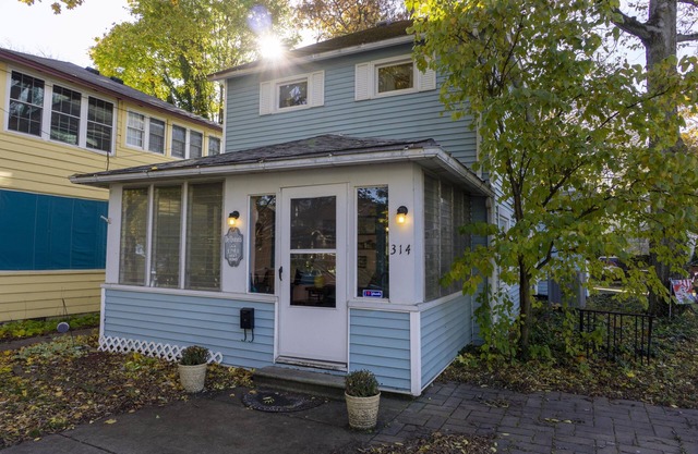 314 E. 3rd in Lakeside