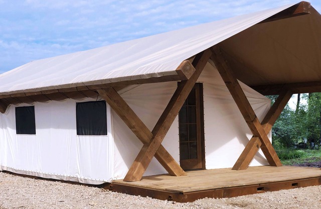 320 Safari Luxury Tent - Couples Getaway