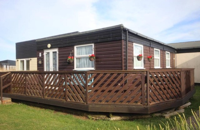 37E Medmerry Park 2 Bedroom Chalet