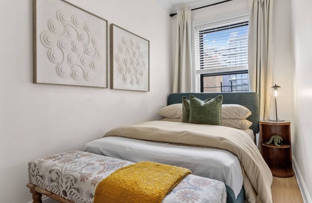3BR Brownstone near Subway & Columbia Uni