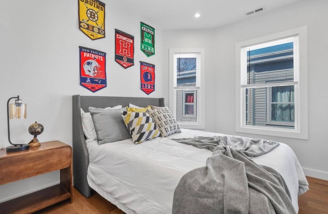 3BR2Bth TD Garden/MIT/Harvard/BOS/2 Parking Spaces