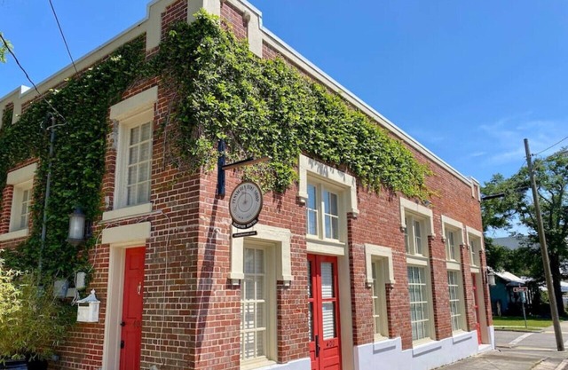 4/3 HotTub BBQ Downtown Compound