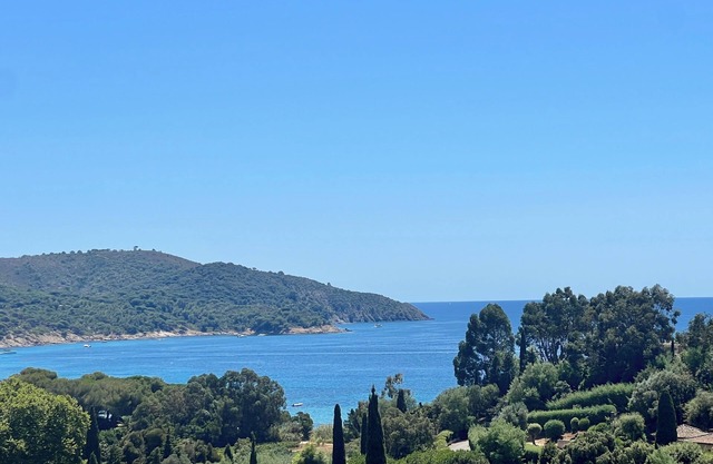 4/6 person apartment with sea view- Gigaro beach within walking distance- La Croix-Valmer-Pool