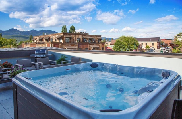 4 bdrm, 2 Unit Dwntwn Penthouse!