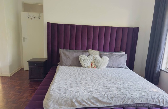 4 Bed Family Home with pool 5 minutes from Sandton City