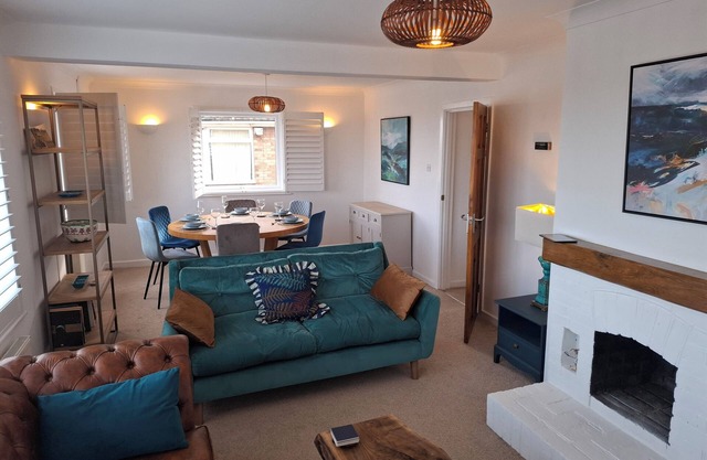 4 Bed House- Saltdean, Brighton. Stunning views over South Downs and sea