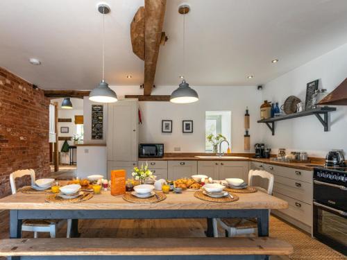 4 Bed in Sidmouth 45563