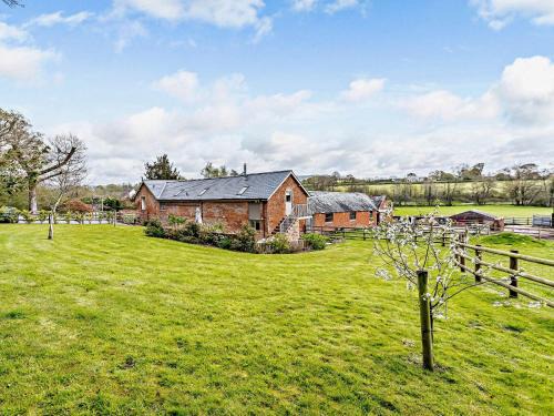 4 bed in Sidmouth 53068