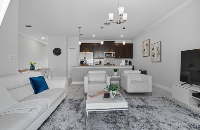 4-bedroom 3-bath townhome in brilliant Championsgate Davenport with AC and pool