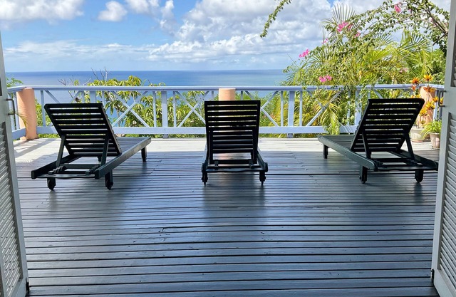 4 bedroom A/C guest apartment for max 8 persons at Villa Caribbean Dream