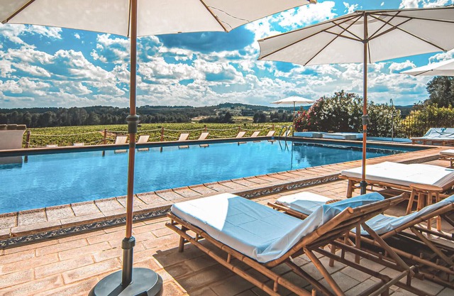4 bedroom accommodation in Venta del Moro
