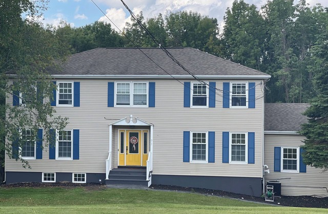 4 Bedroom Autumn Retreat- Vineyards & Golf Nearby