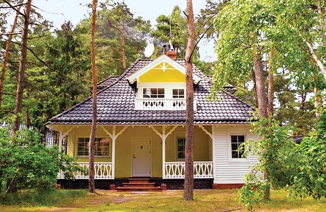 4 bedroom cozy home in Pobierowo