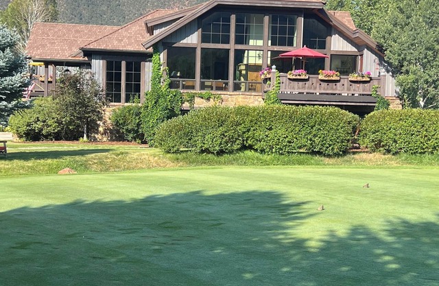 4-bedroom estate in superb private Jack Nicklaus resort community. Aspen CO