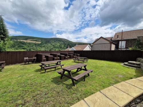 4 Bedroom Ground Floor Apartment