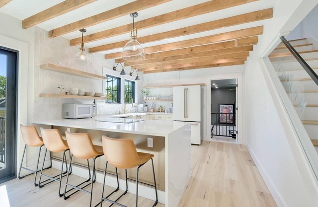 4 bedroom home downtown Nashville. Hot tub, large patio, fire pit, and game room