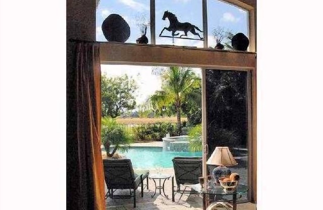 4 bedroom home very close to horse show with private pool in PB Polo Club