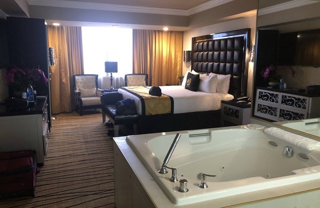 4 Bedroom Wesgate Villa w/King beds, 6 Baths, 2 Living Rooms w/Queen Sofa-Beds