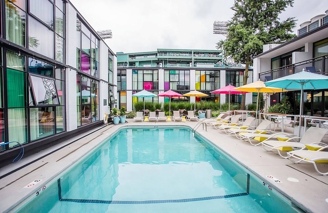 4 Convenient Units Minutes from Museum of Science! Pets Allowed, Valet Parking!