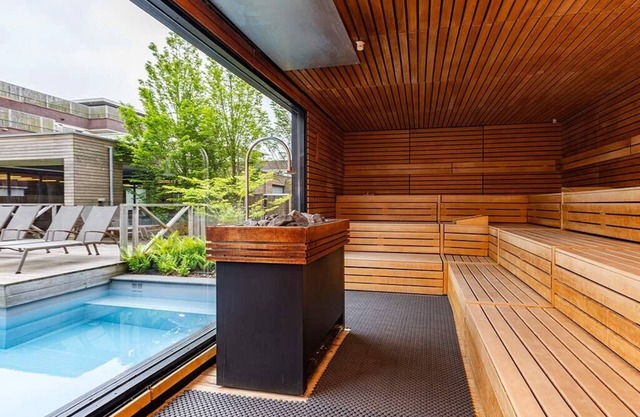 4 Family Friendly Units | Pool & Spa Access | Near Theme Parks & Beach