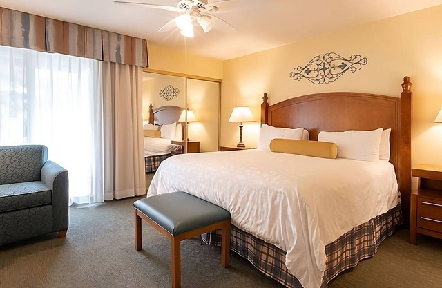 4 Family Units | Pool & Free Onsite Parking | Near Ramona Winery