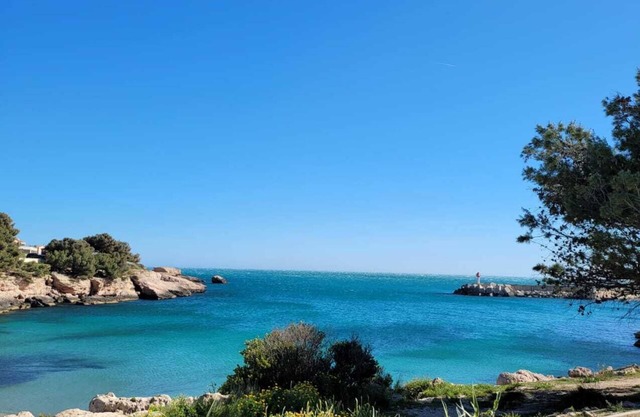 4-person apartment in Carro, 2 steps from the sea, in a tourist residence