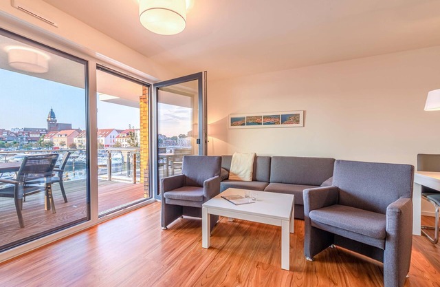 4-star vacation apartment Hafenblick with a view of the Müritz
