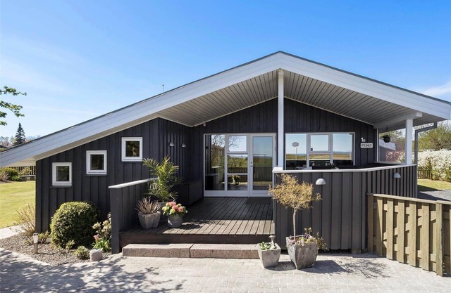 40305 Juelsminde - Kirkholm Strandby 1 b