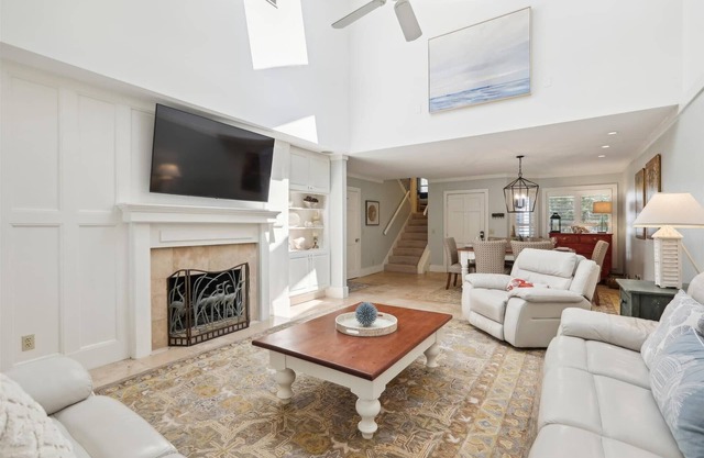 41 Turtle Lane Club - Sea Pines Townhome, Walk to the Beach!